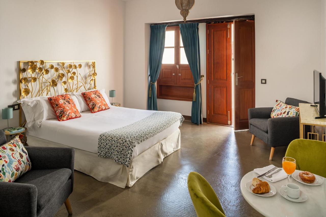 El Charco Suites Arrecife  Eksteriør billede