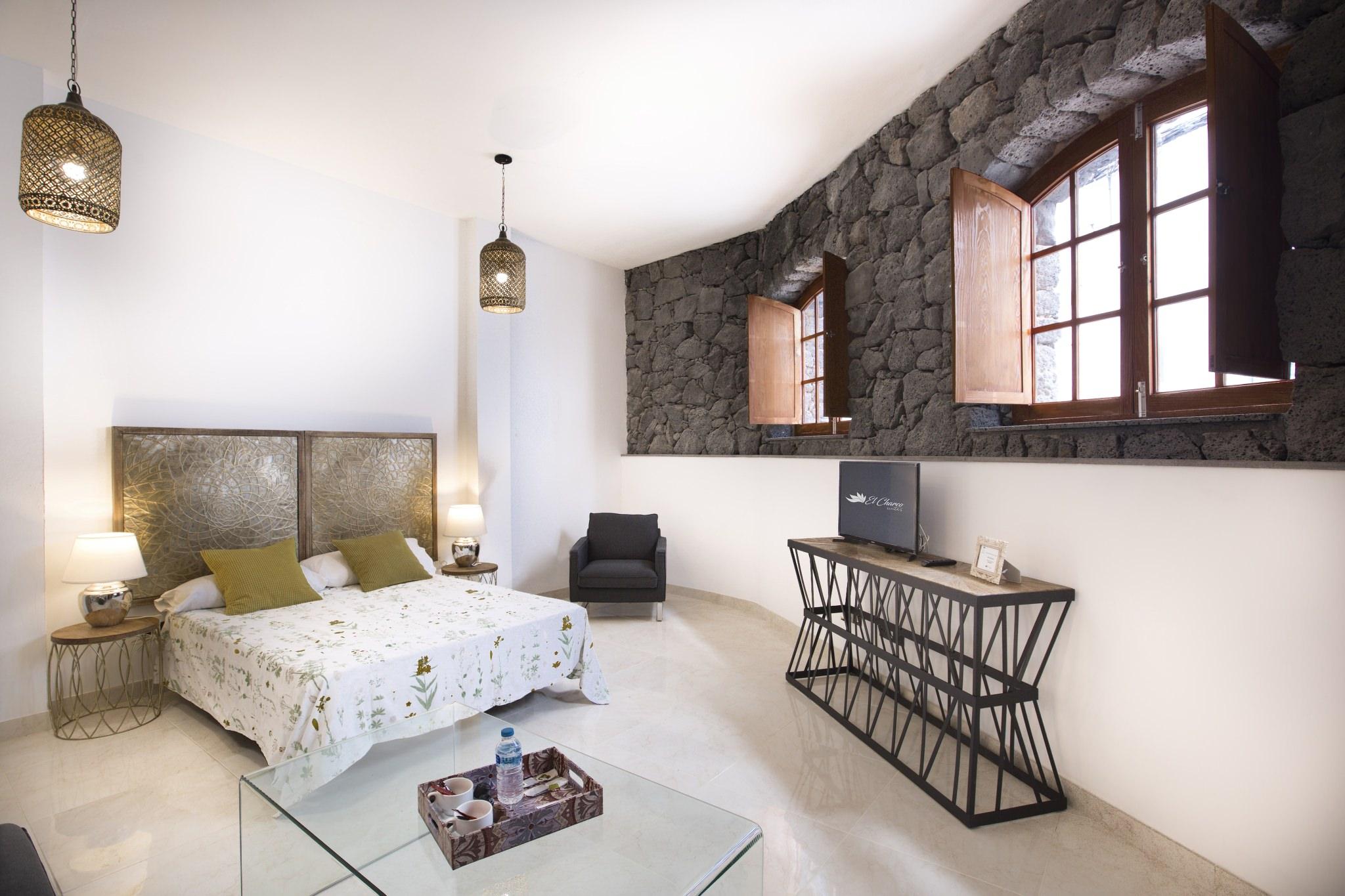 El Charco Suites Arrecife  Eksteriør billede