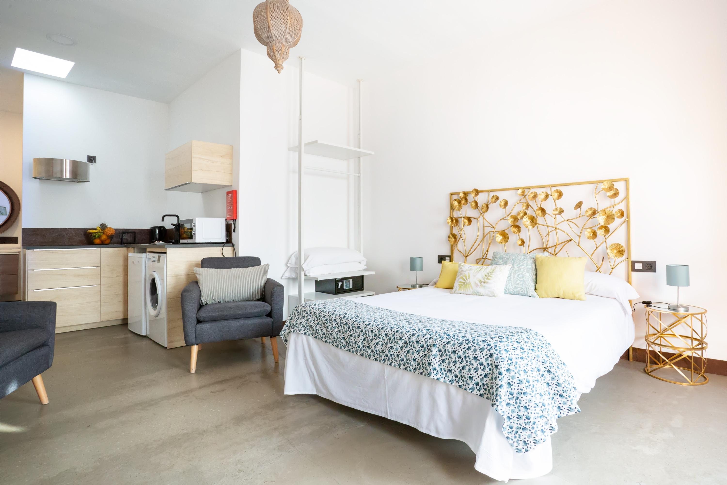 El Charco Suites Arrecife  Eksteriør billede