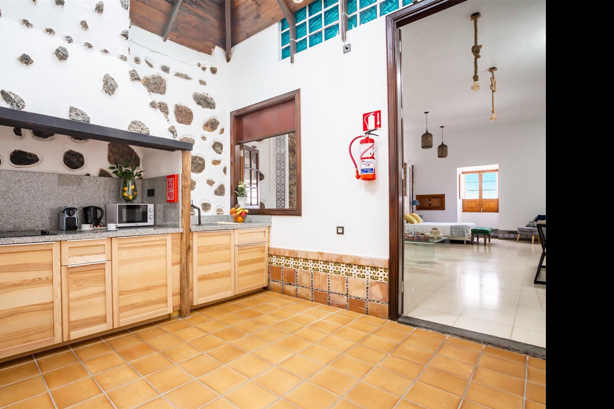El Charco Suites Arrecife  Eksteriør billede